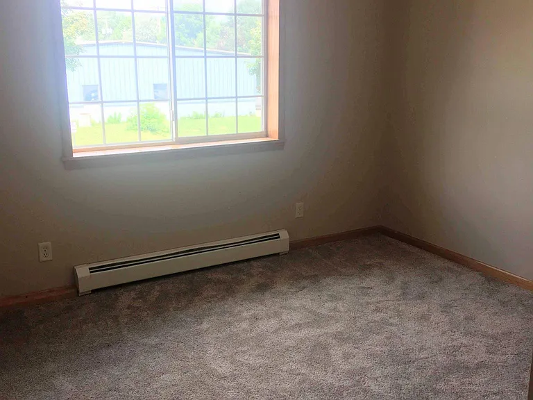 411 Darlene Dr — Photo 13