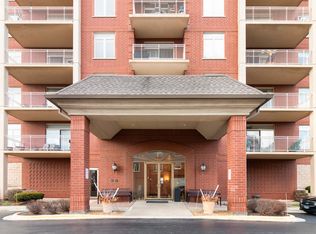 8440 Callie Ave #C-405, Morton Grove, IL