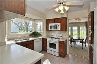 5th image of 803 Pine Forest Ln