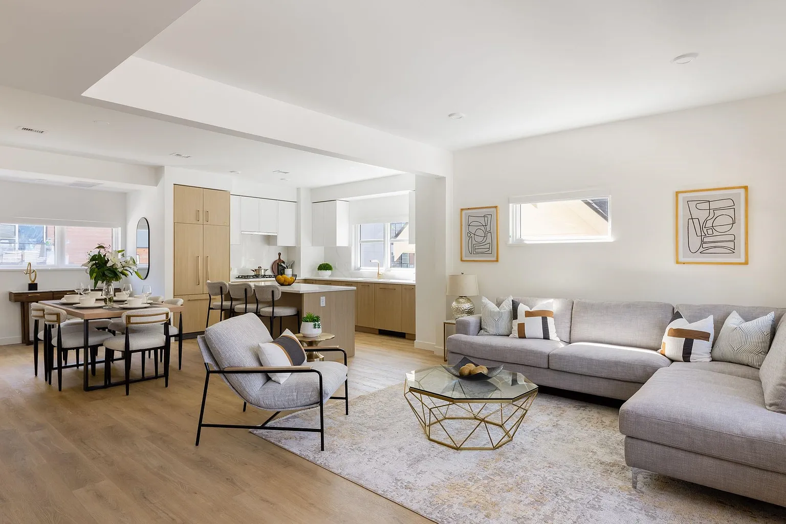 604 Rochester Ave photo 1