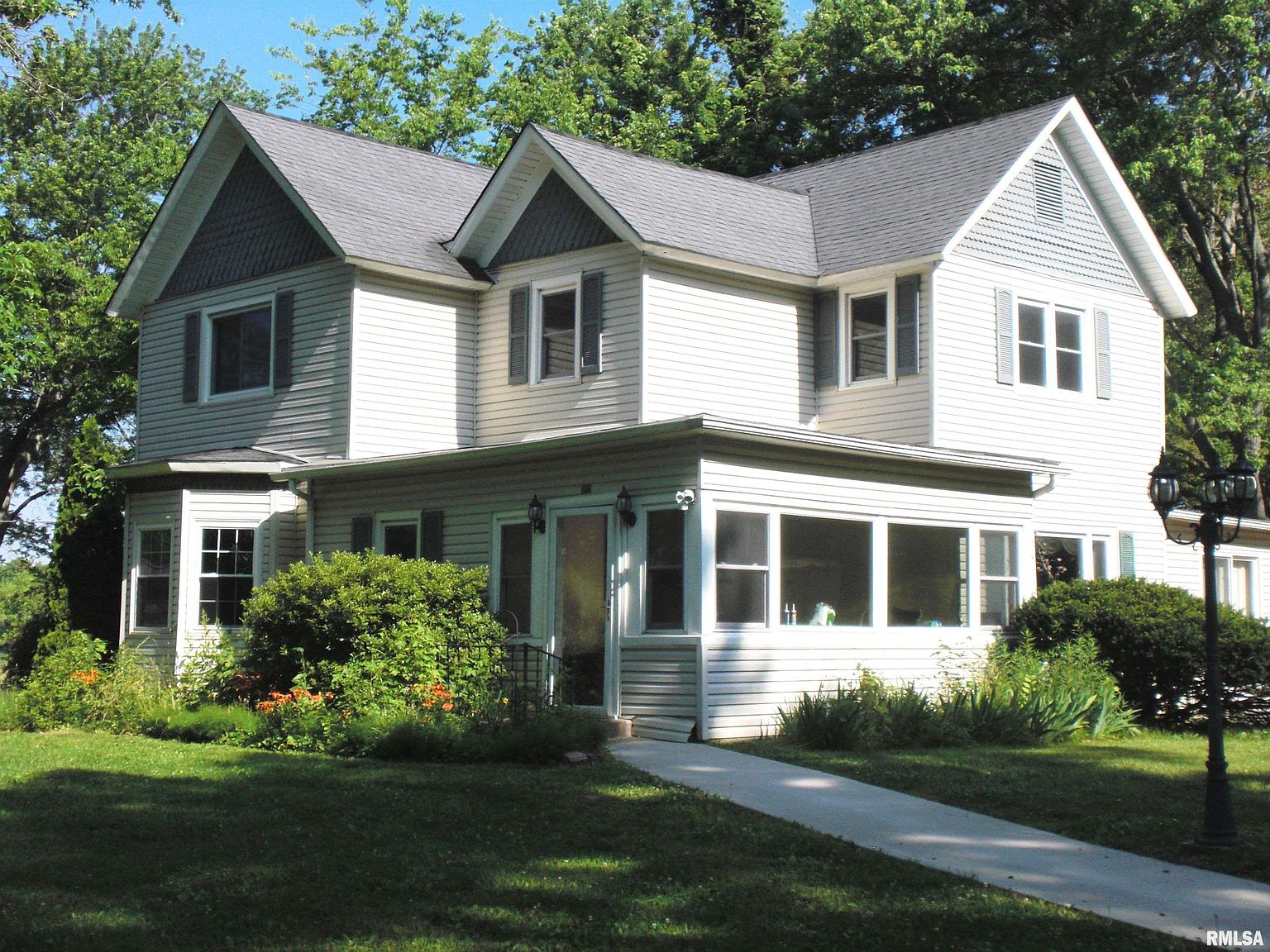 1012 W Grand Ave, Carterville, IL 62918 MLS EB449373 Zillow