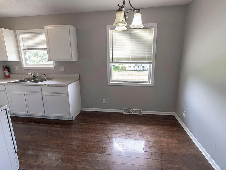 7217 N Moberly Dr #B — Photo 7