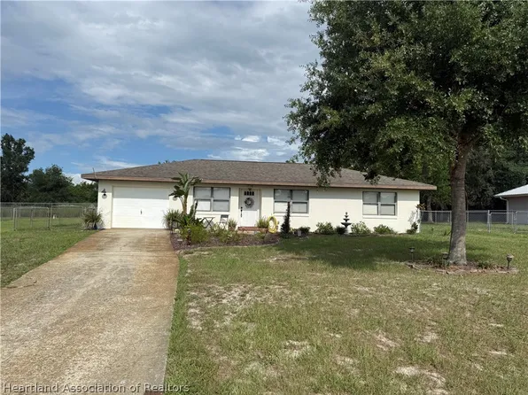 1739 Tayloe Ln, Lake Placid, FL 33852