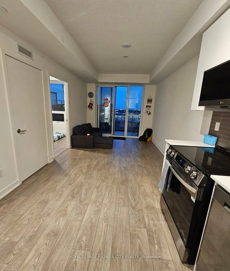1 bed, $2,100 — Photo 1