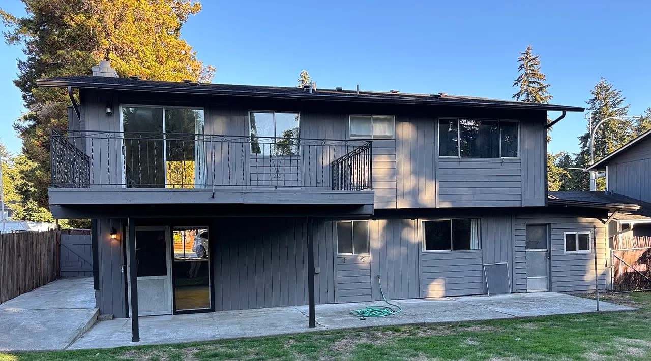 3 bed, 1700 sqft, $3,195 — Photo 2
