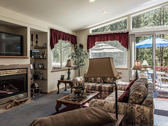 4th image of 3296 Panorama Dr