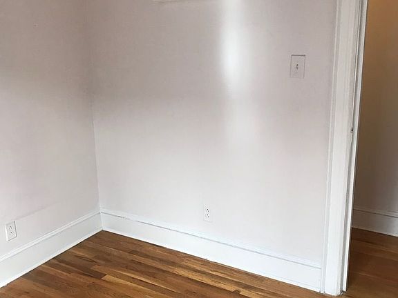 4th image of 509 8th Ave APT 3R