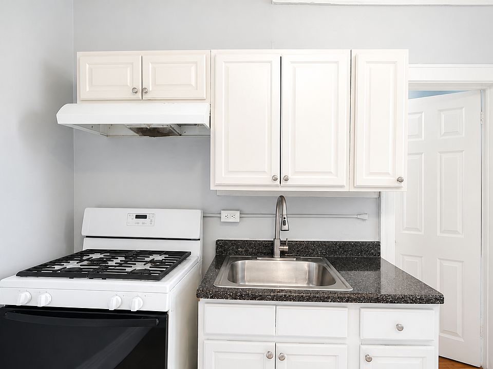 1st image of 293 Wainwright St #B3a