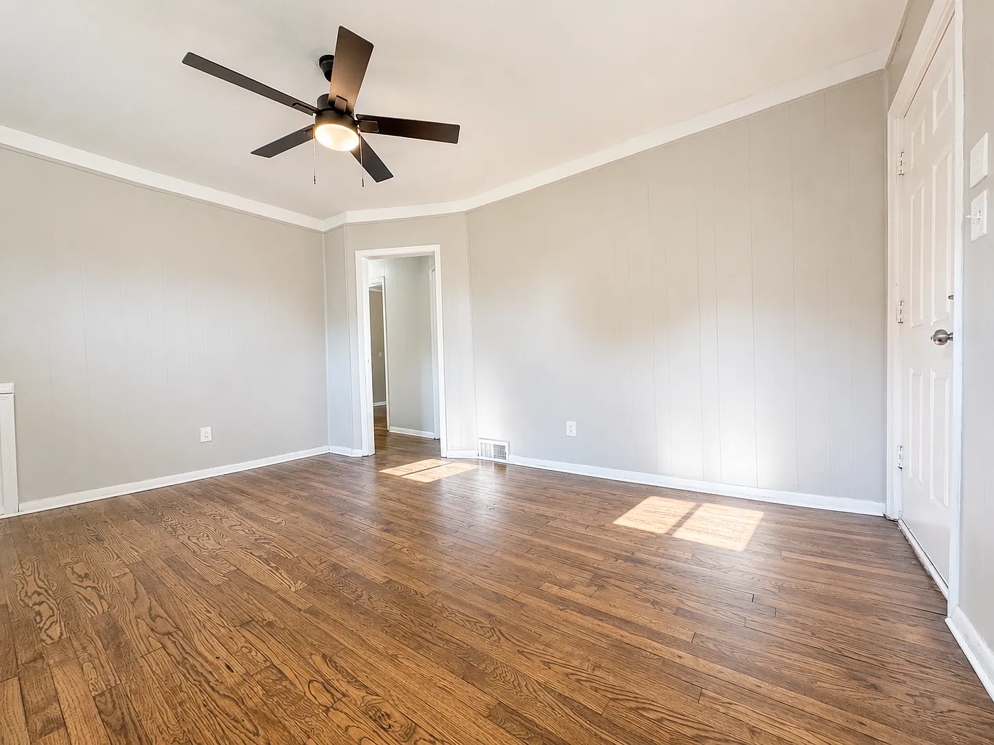 3 bed, 960 sqft, $1,395 — Photo 4