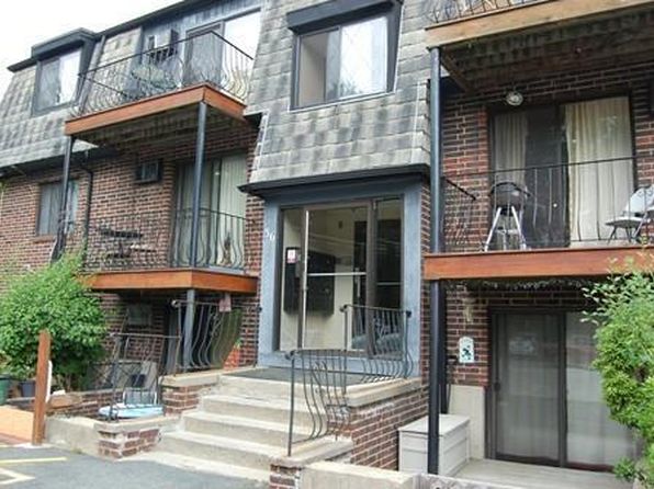 36 Main St