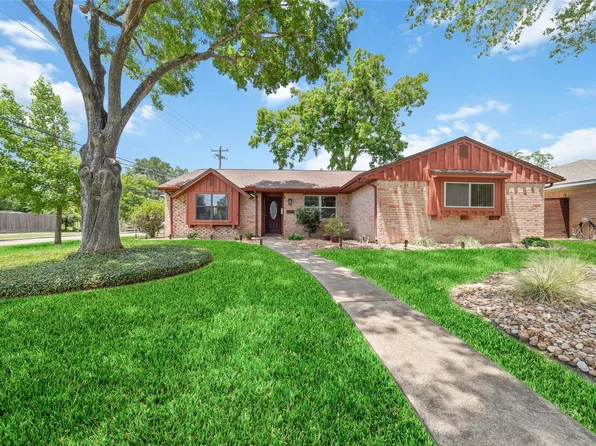 7434 Carew St, Houston, TX 77074