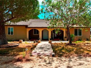 2242 20th St W, Rosamond, CA 93560