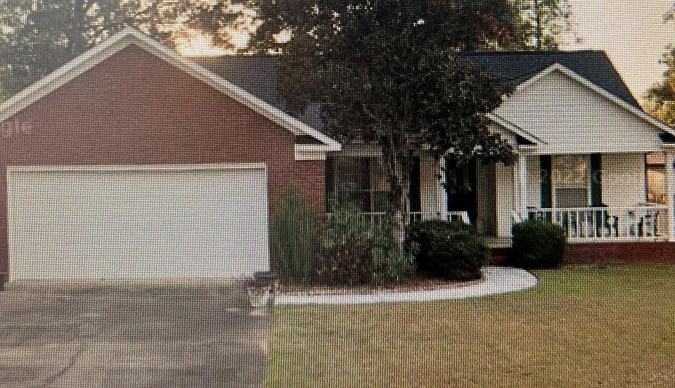 1st image of 118 E Eastridge Dr