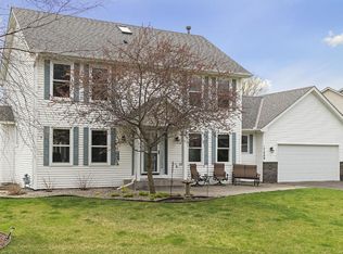 17289 Pavelka Dr, Eden Prairie, MN 55346