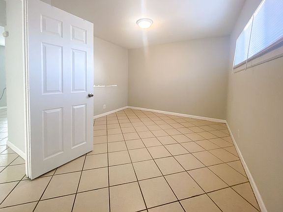 4th image of 2212-2218 High St #2212