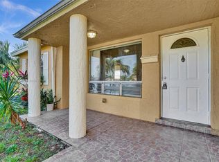 3884 NW 34th St, Lauderdale Lakes, FL 33309