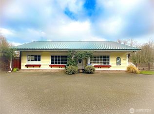 7251 Oak Bay Rd, Pt Ludlow, WA 98365