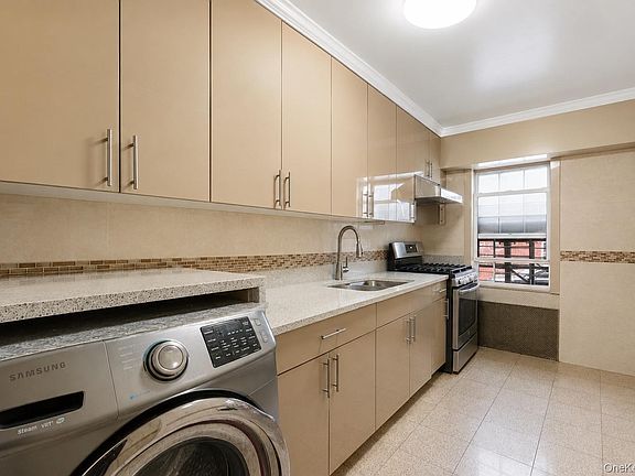 5th image of 88-11 Elmhurst Avenue #A11