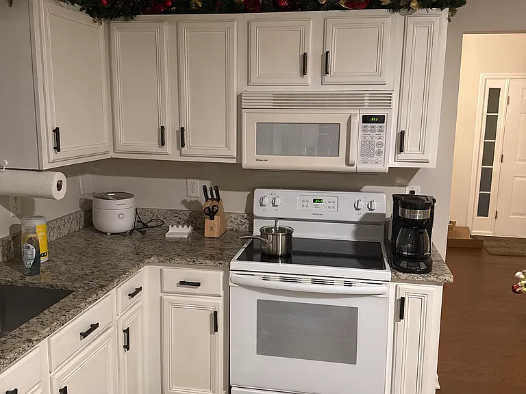 121 Cabana Dr — Photo 12