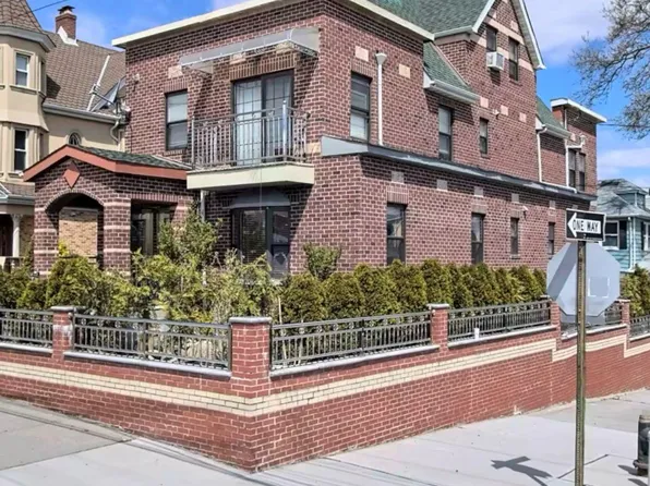 125-19 14th Ave., College Point, NY 11356