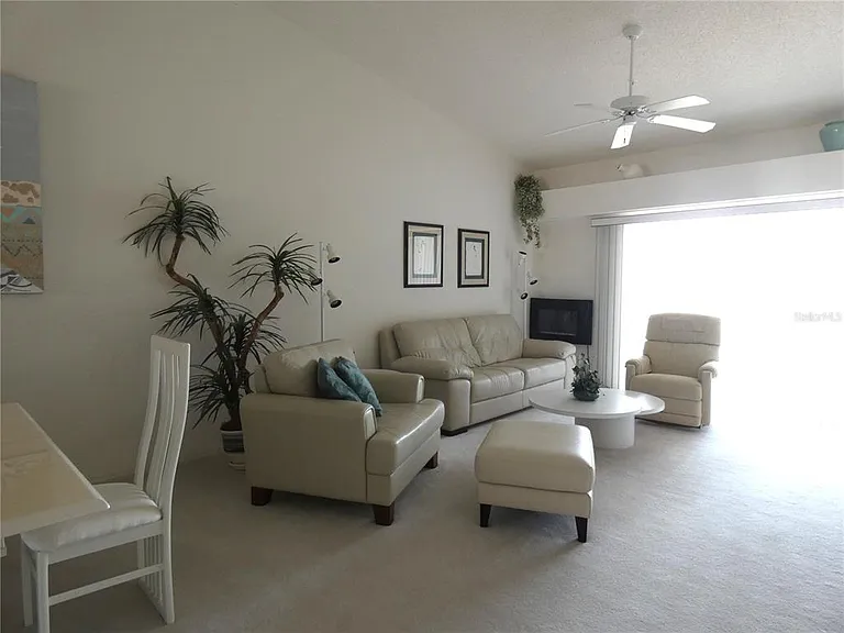 9641 Castle Point Dr #1225 — Photo 7