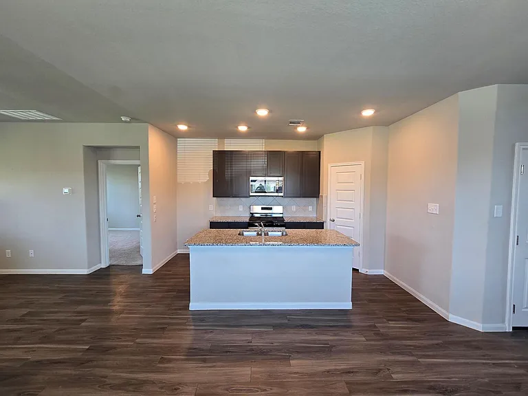 13703 Mariah Dr — Photo 12