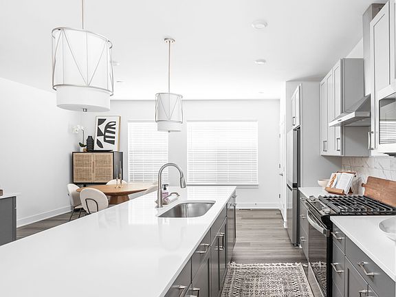 4th image of 1318 Colere Pl