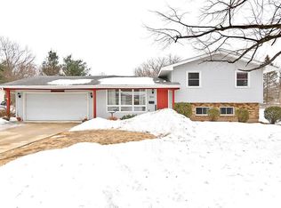 351 13th St SW, Owatonna, MN 55060