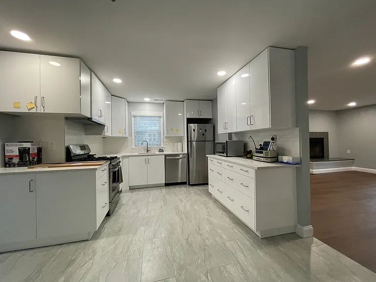 60 Rampart Dr — Photo 5