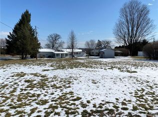 5743 Crescent Dr N, Whitehall Township, PA 18078