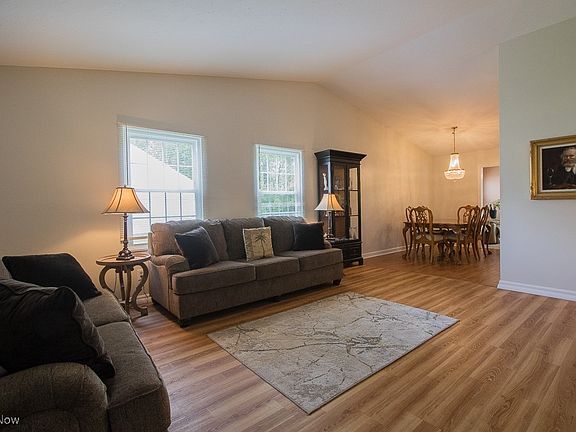 5th image of 6851 Olde Meadows Ct