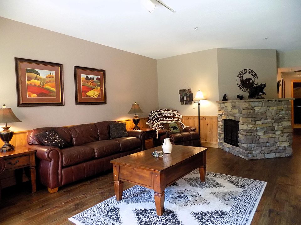 830 Golf View Blvd Pigeon TN Zillow