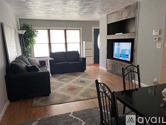 5th image of 2023 Reardon Dr