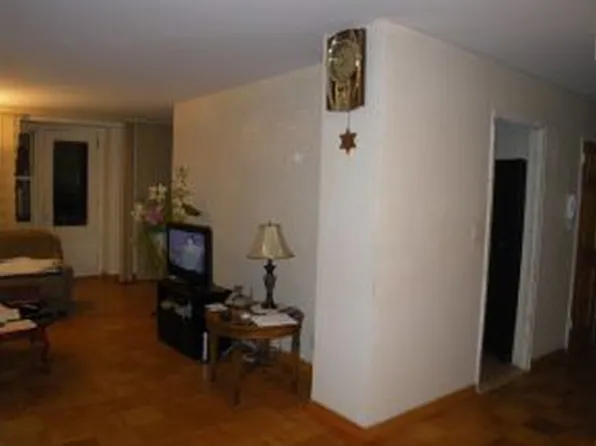 35 Seacoast Terrace image 1 of 5