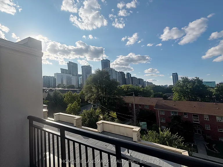 7 Oakburn Cres #15 — Photo 14