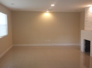 9275 SW 41st Ter, Miami, FL 33165