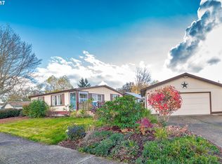 1681 Curry Ave, Cottage Grove, OR 97424