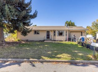 105 N Holiday Rd, Greenacres, WA 99016