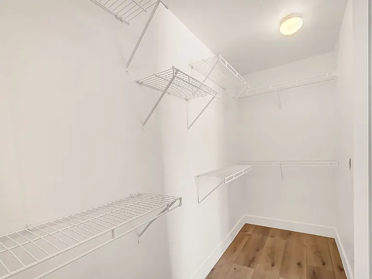2422 E Olivine Rd — Photo 21