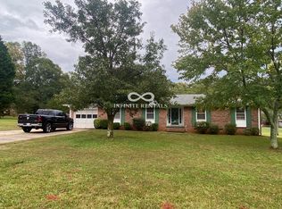 1424 E Calhoun St, Anderson, SC 29621