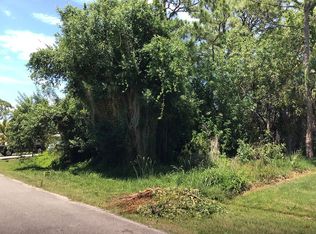 2073 SW Scorpio Ln, Port Saint Lucie, FL 34984