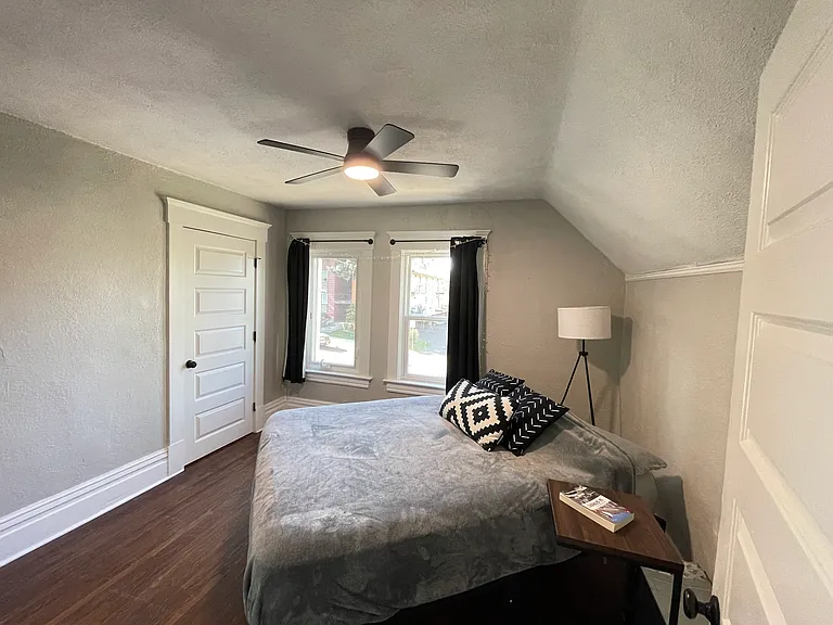 611 S Walnut St #2 — Photo 7
