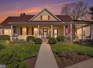 6518 Bent Oak Dr, Fayetteville, PA 17222