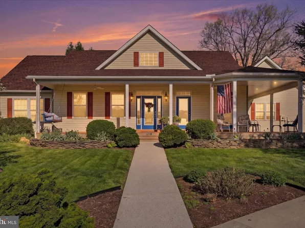 6518 Bent Oak Dr, Fayetteville, PA 17222