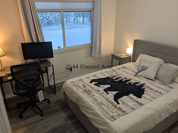 5th image of 2544 Elwood Ave #2