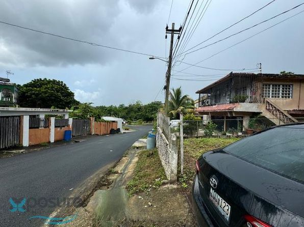 470 Media Luna Cir, Toa Baja, PR 00949