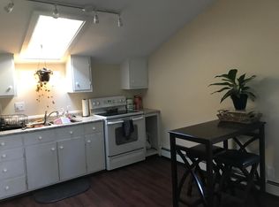75 Seventh St APT 3, Auburn, ME 04210
