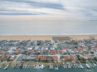 1232 W Oceanfront, Newport Beach, CA 92661