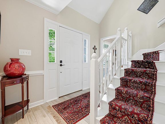 4th image of 43 Ayscue Ln
