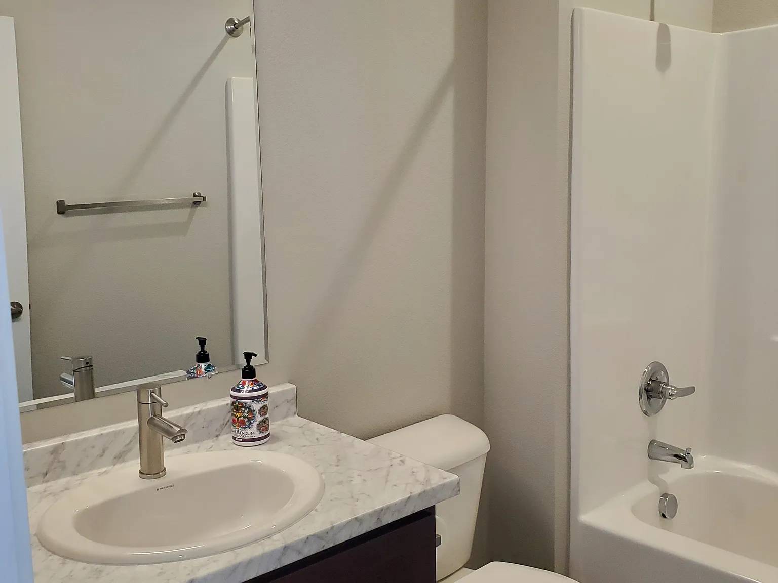 3 bed, 1046 sqft, $1,695 — Photo 4
